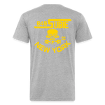 845 Subie CC Gold Font T-Shirt - heather gray